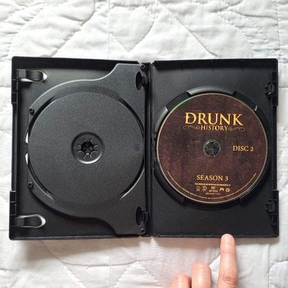 2/$15 🌼 Drunk History - Picture 4 of 5